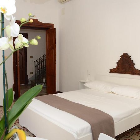 시니스콜라 Casa Cabras B&B 외부 사진