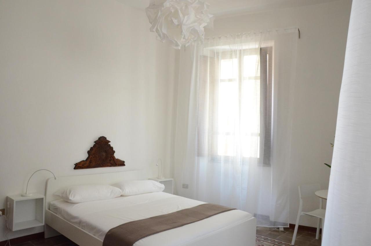 시니스콜라 Casa Cabras B&B 외부 사진